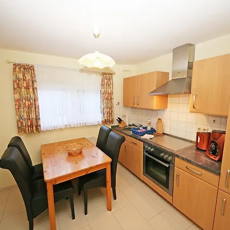 Apartamento Haus Seewind Goehren (Ruegen)