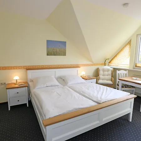 Apartamento Haus Seewind Goehren (Ruegen)